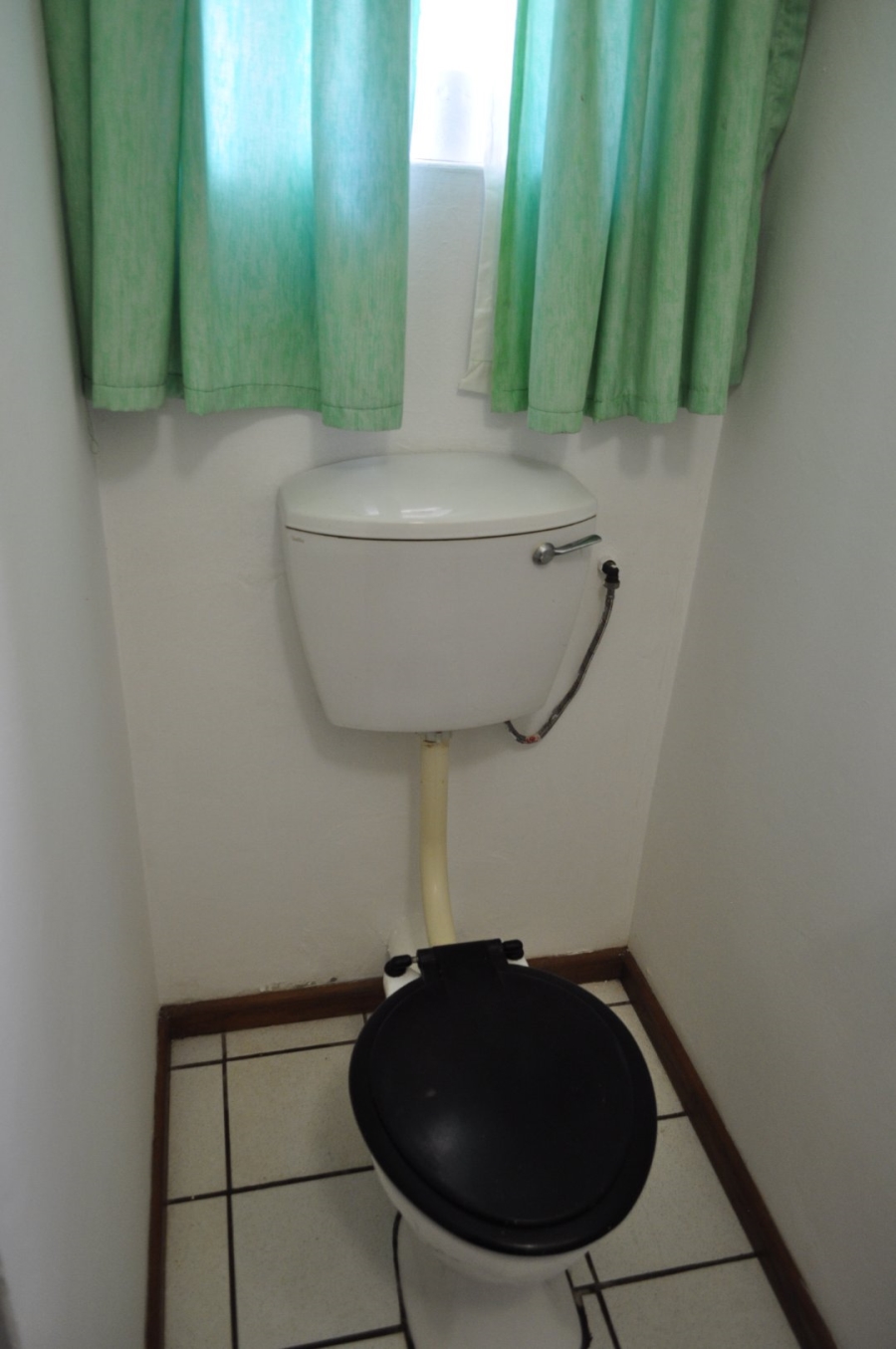 4 Bedroom Property for Sale in Wavecrest Eastern Cape